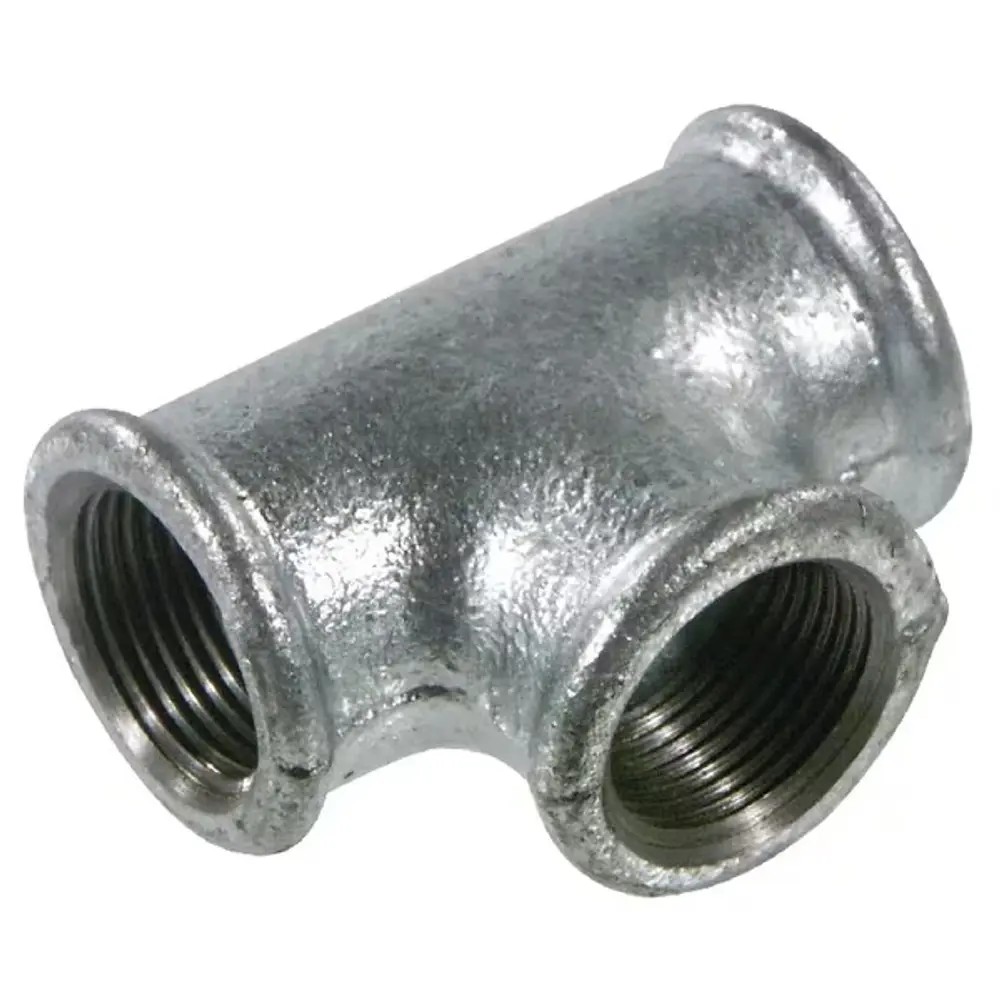 Piesă în T zincată 3 x 3/4″ cu filet interior pentru instalații de apă
