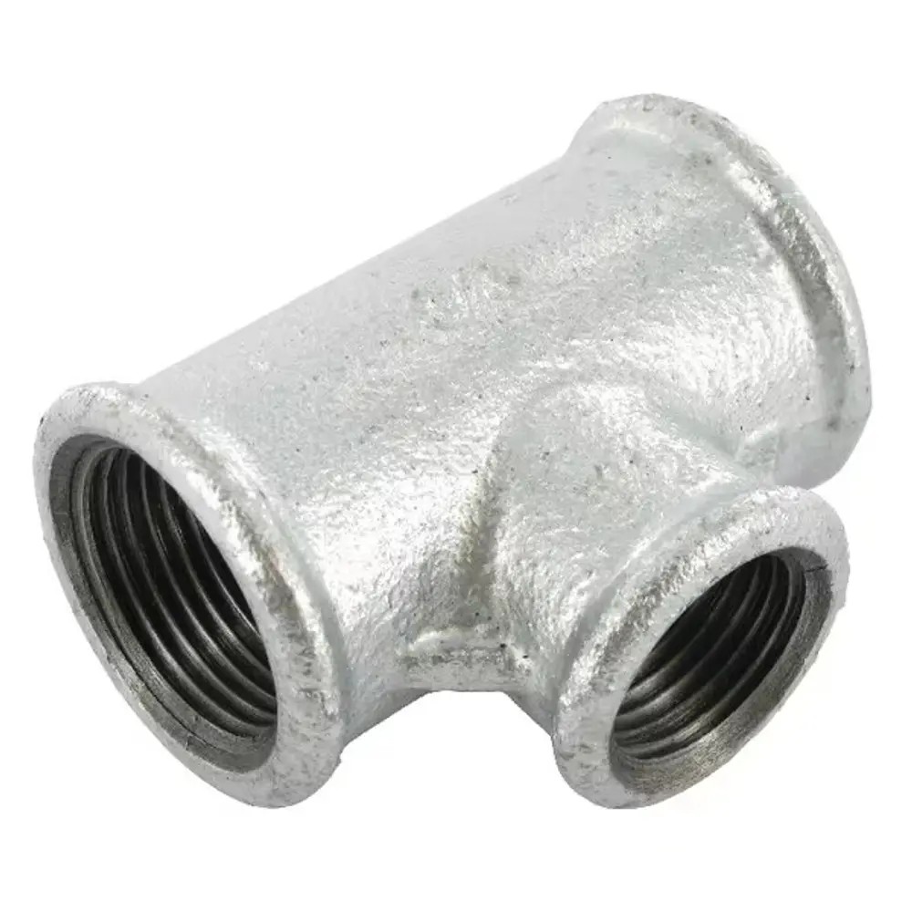 Piesă în T zincată 3/4″ × 3/4″ × 1/2″ cu filet interior pentru instalații de apă