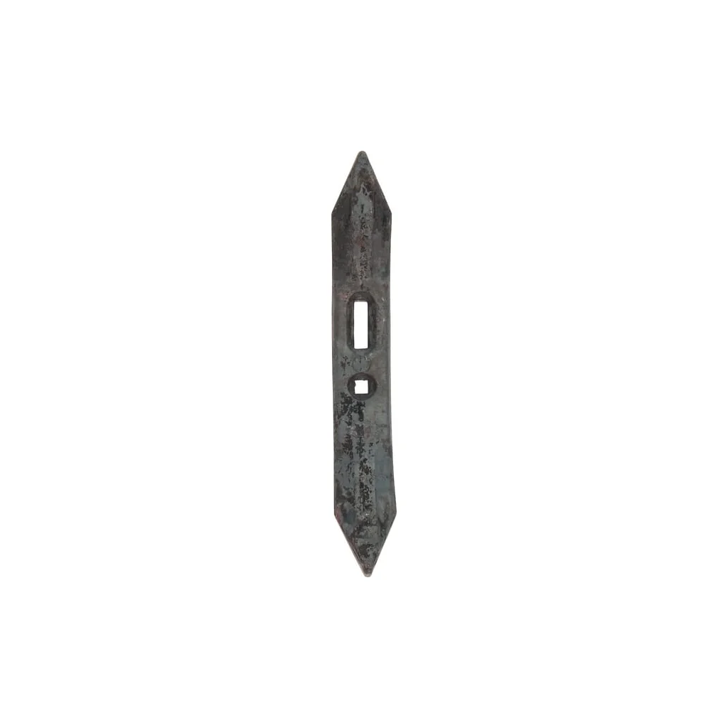 Brăzdar cultivator 370x55x15mm reversibil curbat 2 orificii potrivit pentru Amazone