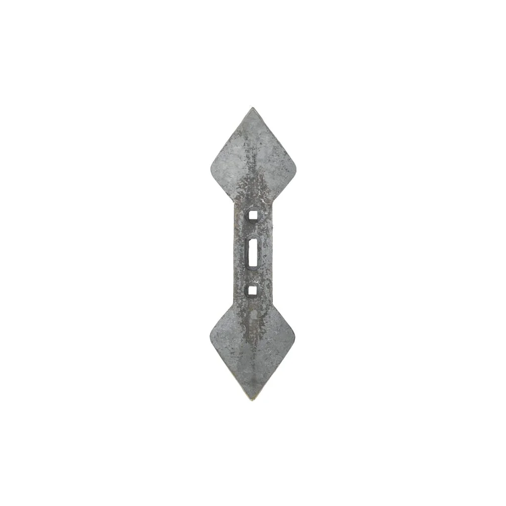 Vârf cultivator 450x135x19,5mm, reversibil, curbat, cu 3 găuri