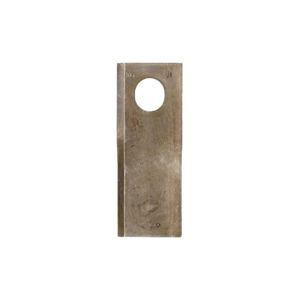 Lamă cositoare dreapta 126x47x4mm orificiu 23x20,5mm oval pachet 25 buc. potrivită pentru Taarup